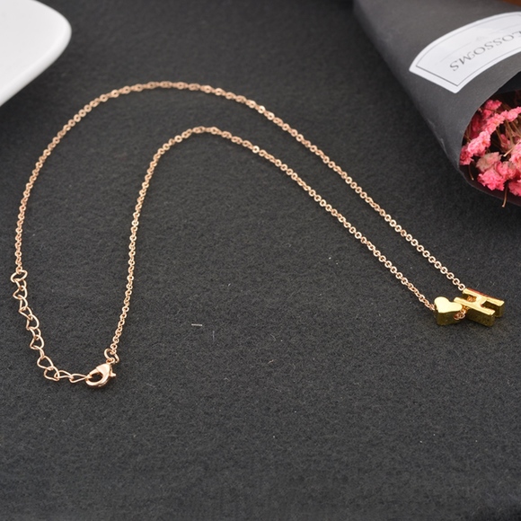 Silver/Gold Q Initial Heart Charm Necklace - Picture 4 of 8